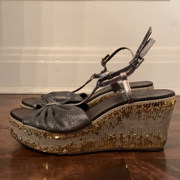Tory Burch Sequin Wedge Heels Size 7 - Picture 4 of 8
